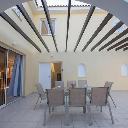 Holiday Ni38b Villa